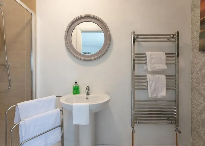 Nyaraló Holland House No3 *